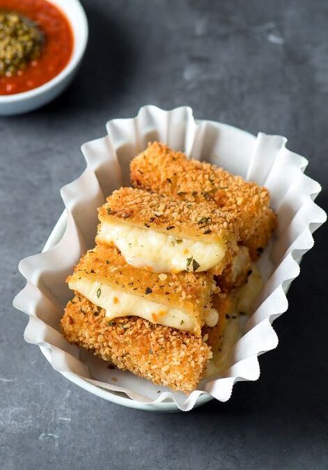 Bastones de Mozarella Empanados