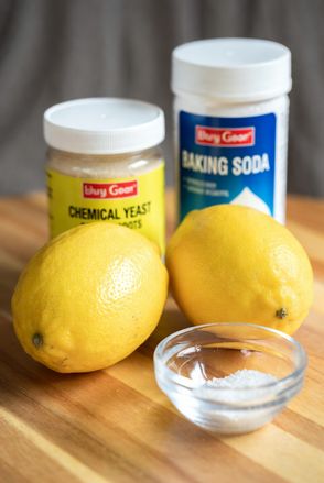 2 Limones grandes Levadura Quimica Bicarbonato y Sal