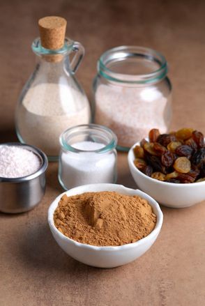 Canela en Polvo Levadura Química Bicarbonato Sal y Nueces o Pasas