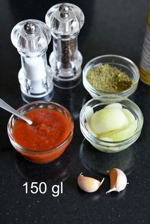 Tomate ajos y orégano